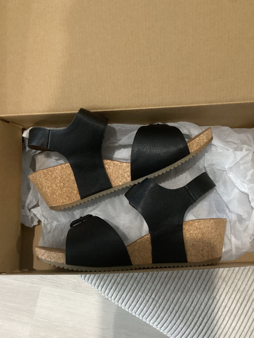 EuroSoft Black Wedge Sandals with Buckle Straps Size 9 - Picture 5 of 6